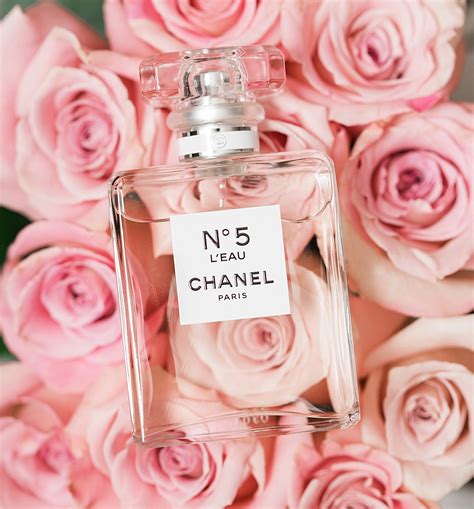 leau tan chanel|chanel no 5 l'eau.